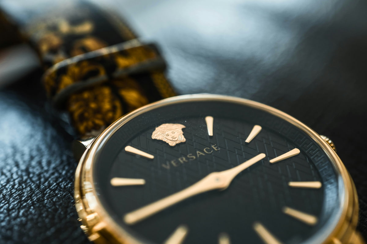 Montre femme luxe top 10 avec design élégant et raffiné.