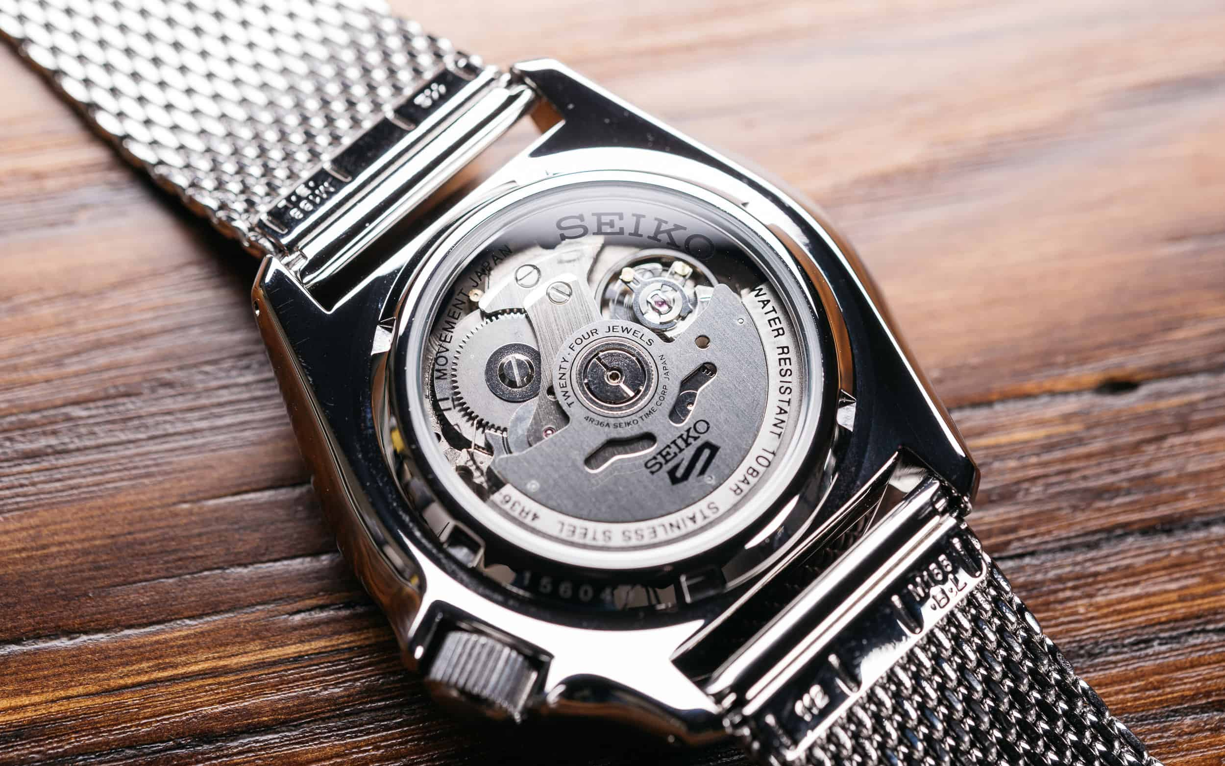 Mouvement dans le boiter du SRPD53 / SRPD53K1 de Seiko