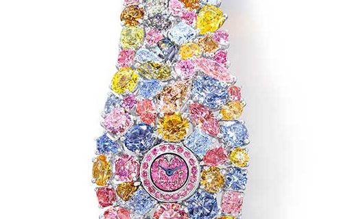 Montre de prestige avec cadran rose et bracelet serti de diamants colorés