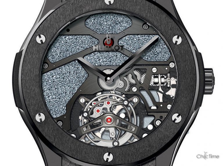 Montre noire prestige à cadran squelette avec mouvement apparent et texture scintillante